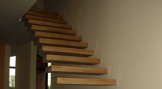 ESCALIER AVT